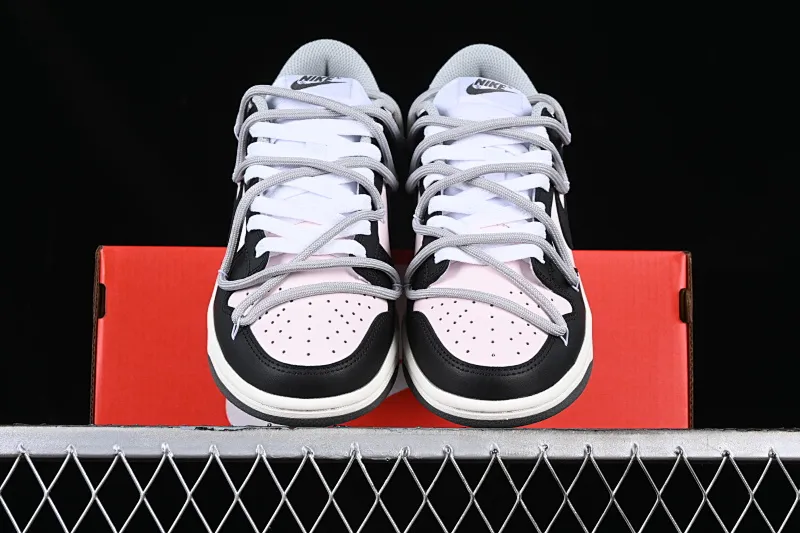 All Categories Nk SB Dunk Series Nk SB Dunk Low Low-top Sneakers Nk Dunk Low Sweetheart Hot Girl Valentine's Day Black Pink SB Strap Low-top Casual Sneakers DD1503-117